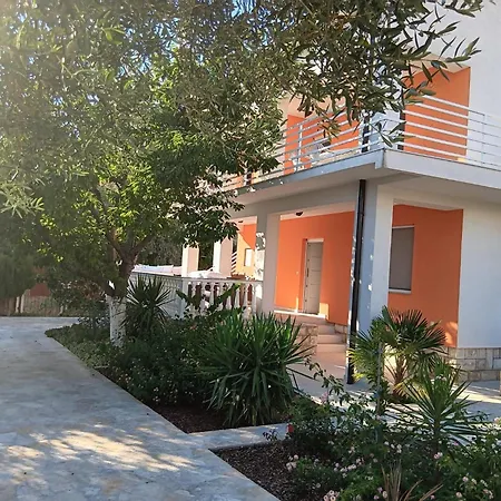 Apartment Marinko